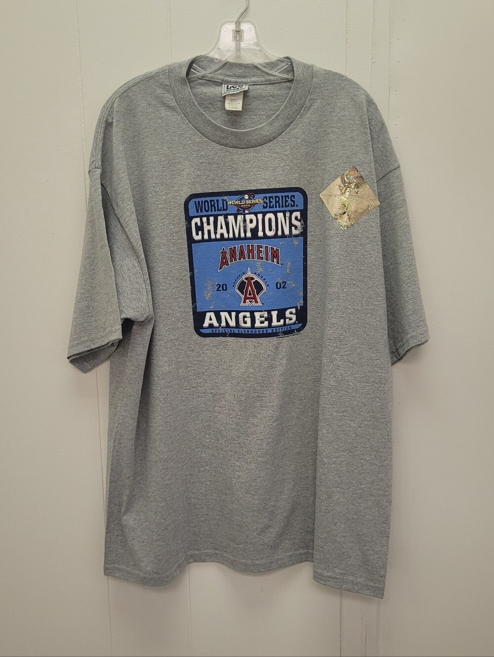 Lee Sport Vintage Anaheim Angels 2002 World Series Champions T-Shirt